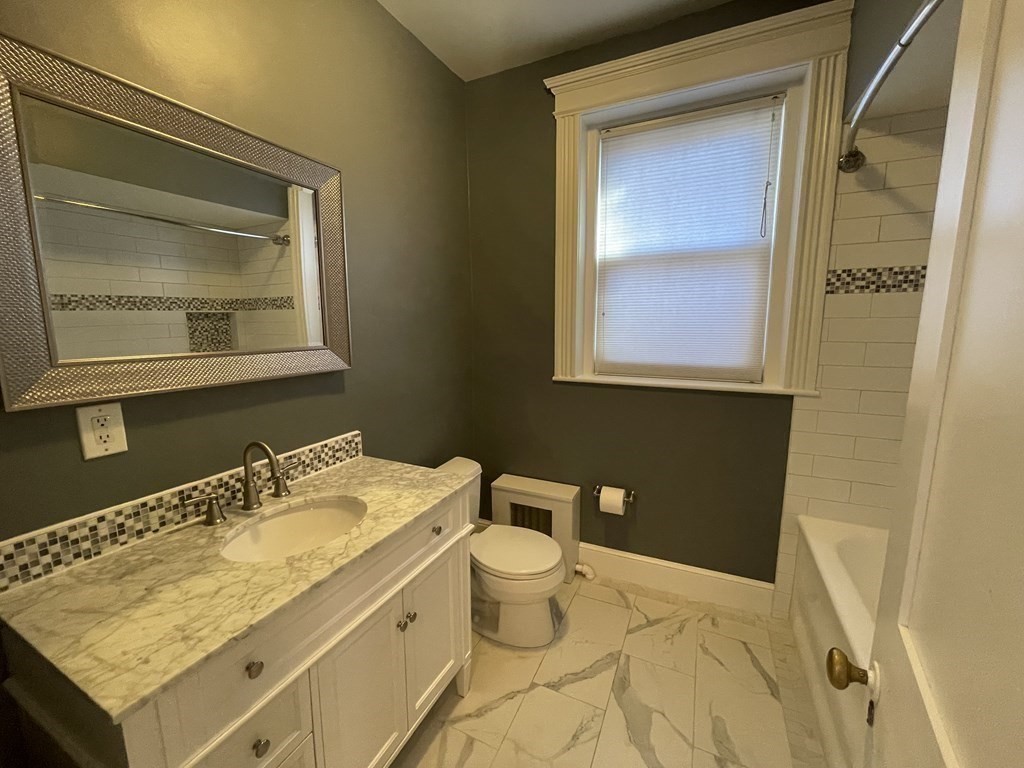 2 bed, 1 bath apartment for rent at 25 Stearns Rd Unit 4, Coolidge Corner — photo 7 of 24