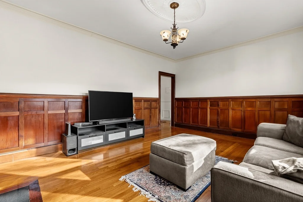 2 bed, 1 bath apartment for rent at 25 Stearns Rd Unit 4, Coolidge Corner — photo 20 of 24