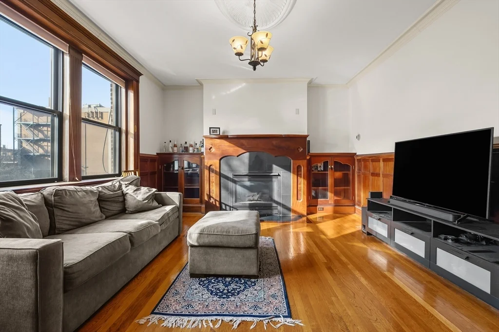 2 bed, 1 bath apartment for rent at 25 Stearns Rd Unit 4, Coolidge Corner — photo 19 of 24