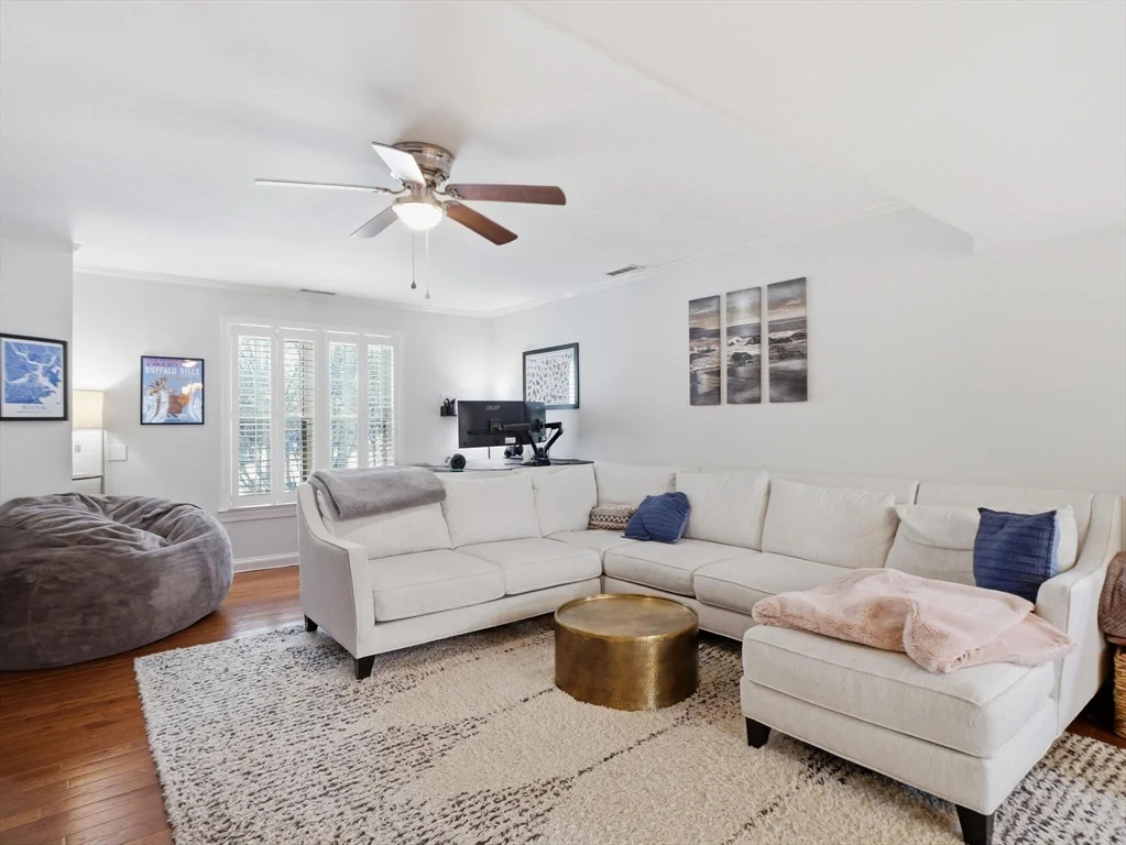 2 bed, 1 bath apartment for rent at 25 Stock St Unit 25, Dorchester — photo 10 of 22