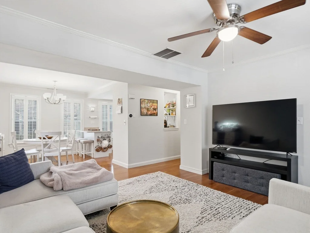 2 bed, 1 bath apartment for rent at 25 Stock St Unit 25, Dorchester — photo 4 of 22