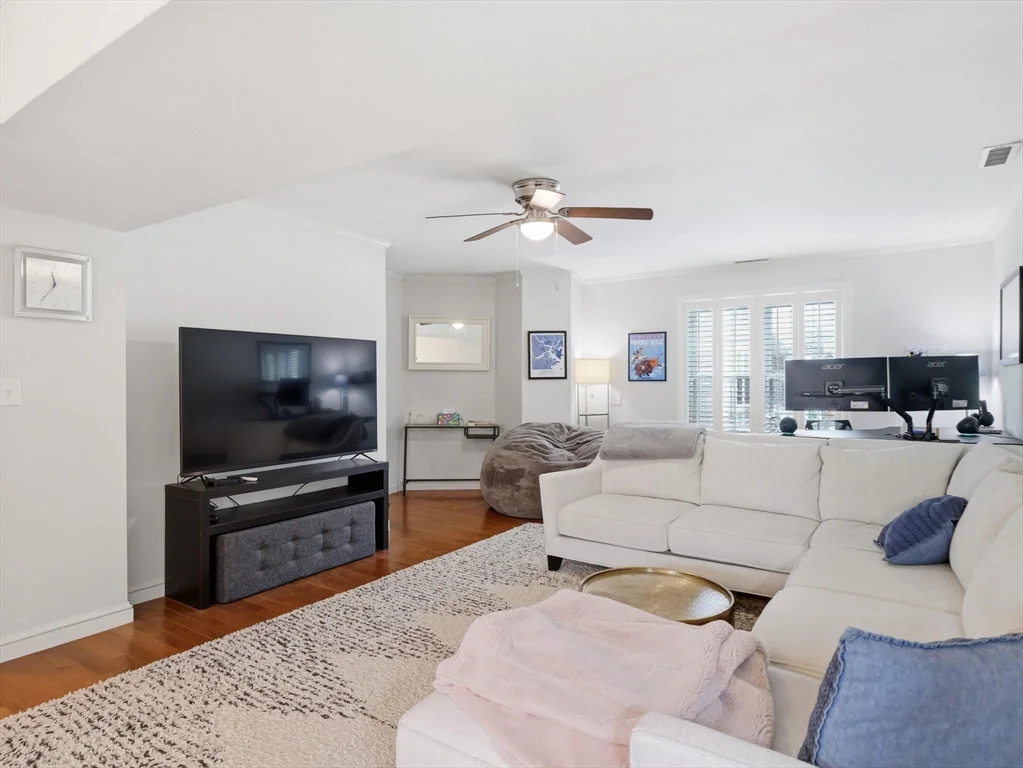 2 bed, 1 bath apartment for rent at 25 Stock St Unit 25, Dorchester — photo 1 of 22