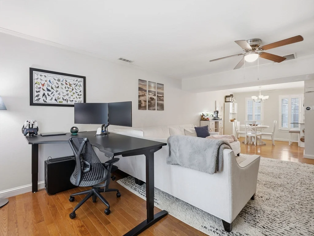 2 bed, 1 bath apartment for rent at 25 Stock St Unit 25, Dorchester — photo 3 of 22