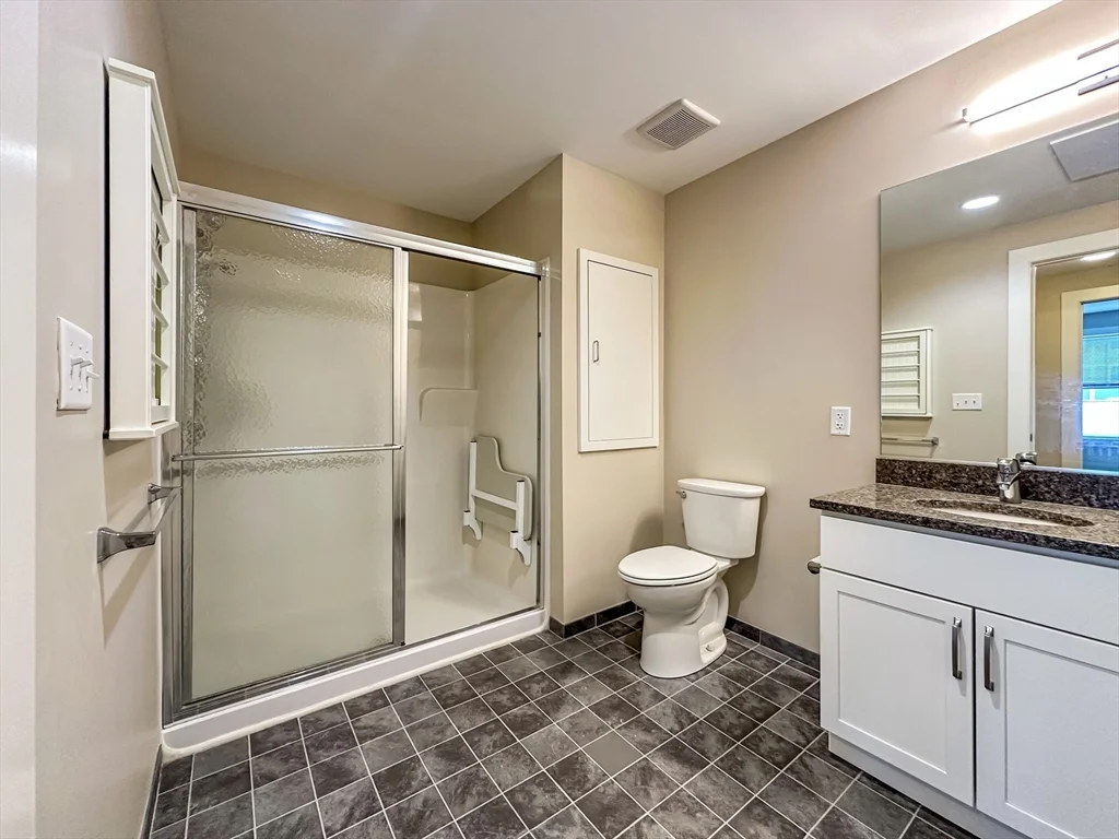 1 bed, 1 bath apartment for rent at 25 Stonehaven Dr Unit 256, Weymouth — photo 16 of 35