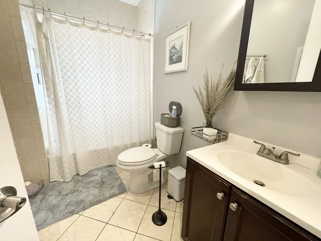3 bed, 1 bath apartment for rent at 25 Sudan St Unit 1, Dorchester — photo 7 of 9