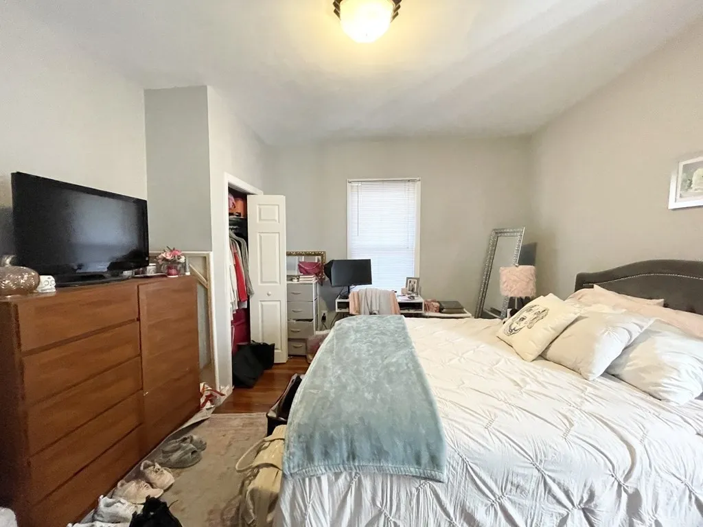 3 bed, 1 bath apartment for rent at 25 Sudan St Unit 1, Dorchester — photo 6 of 9