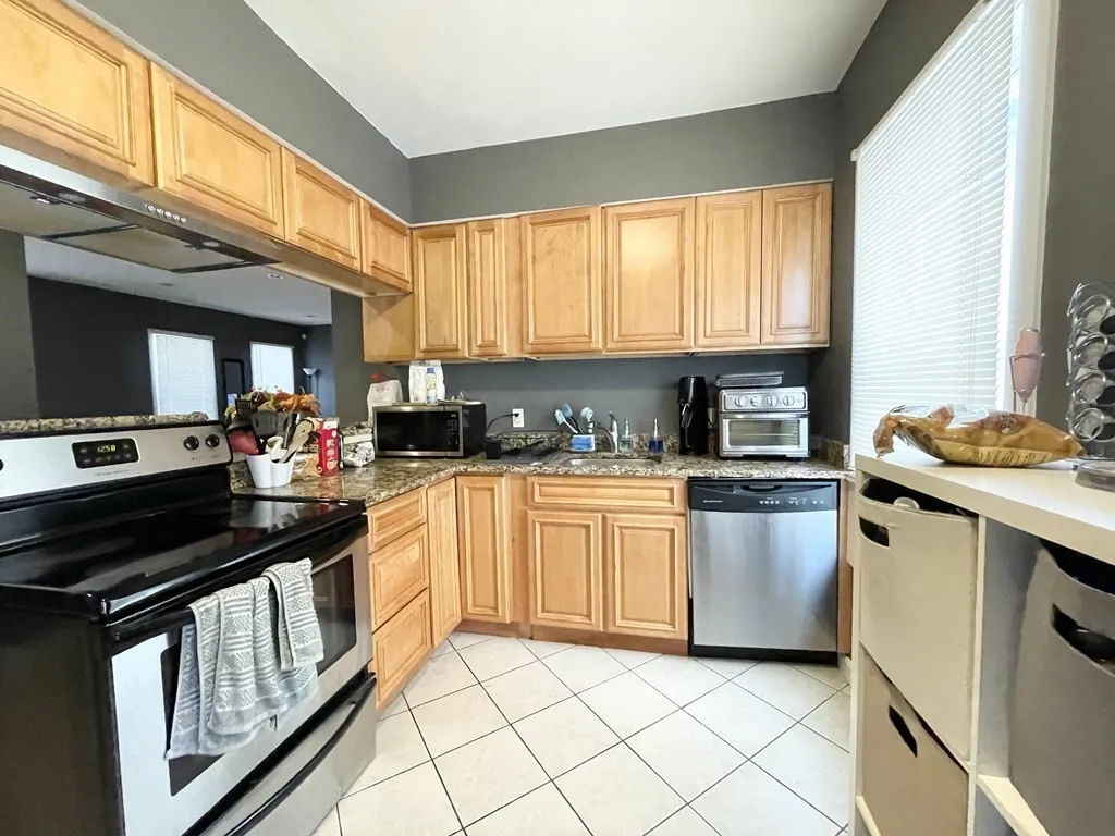 3 bed, 1 bath apartment for rent at 25 Sudan St Unit 1, Dorchester — photo 1 of 9