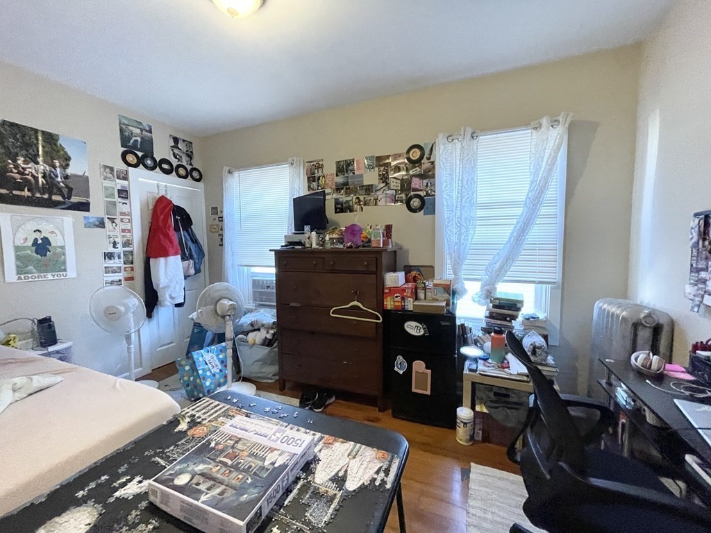 4 bed, 1 bath apartment for rent at 25 Sudan St Unit 3, Dorchester — photo 7 of 11