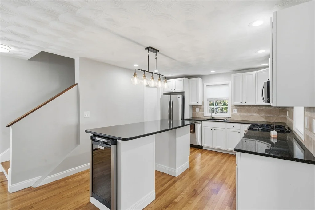 1 bed, 1 bath apartment for rent at 25 Sutton St Unit 25, Mattapan — photo 4 of 13