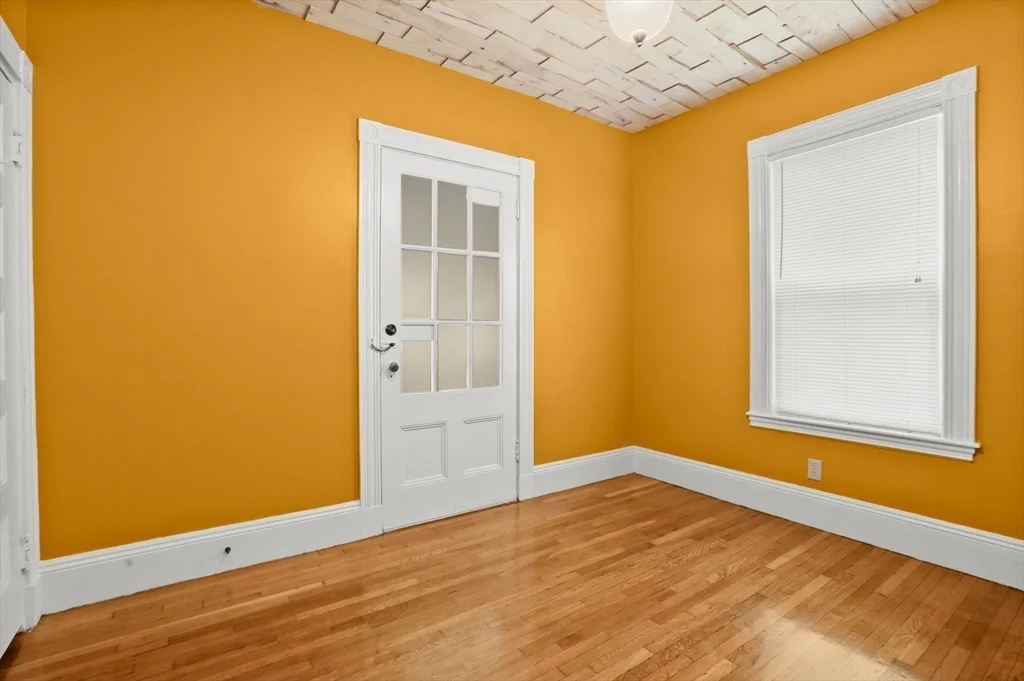 2 bed, 1 bath apartment for rent at 25 Tower Unit 1, Jamaica Plain — photo 24 of 28