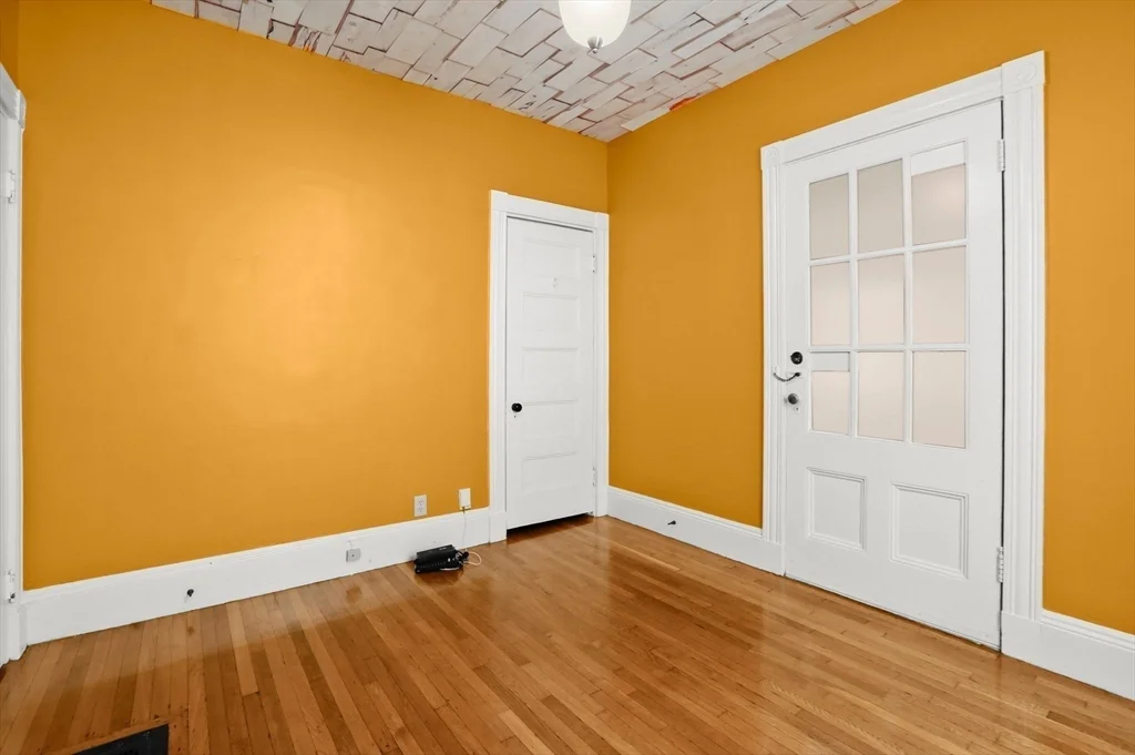 2 bed, 1 bath apartment for rent at 25 Tower Unit 1, Jamaica Plain — photo 23 of 28