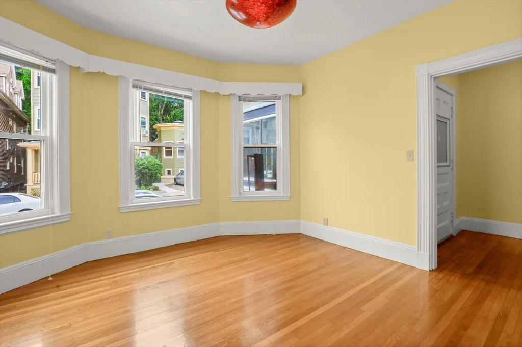 2 bed, 1 bath apartment for rent at 25 Tower Unit 1, Jamaica Plain — photo 4 of 28