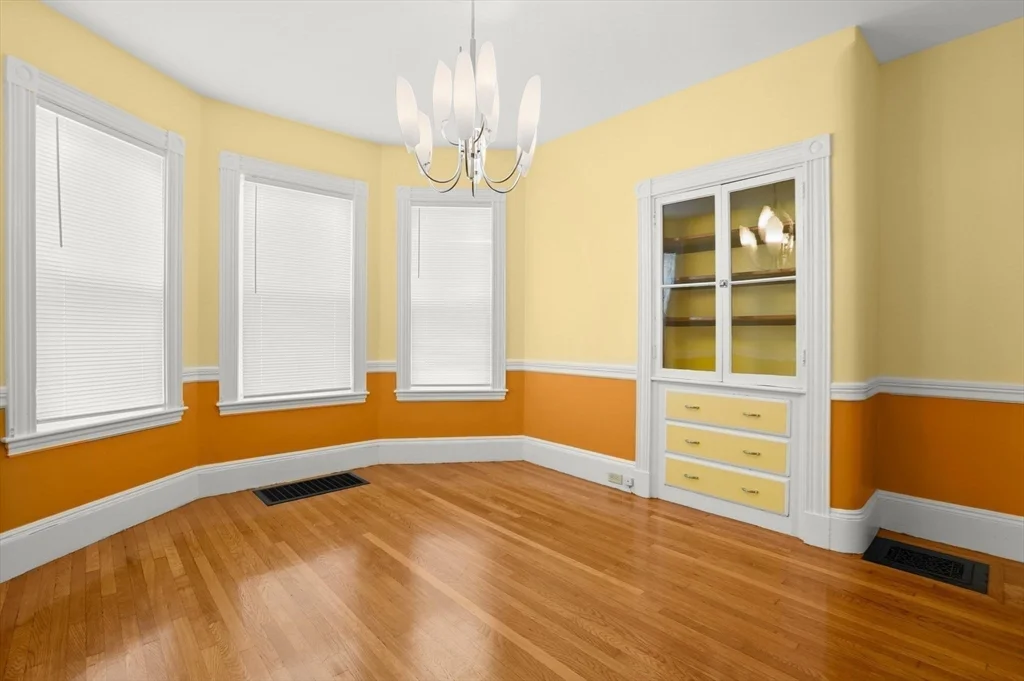 2 bed, 1 bath apartment for rent at 25 Tower Unit 1, Jamaica Plain — photo 12 of 28