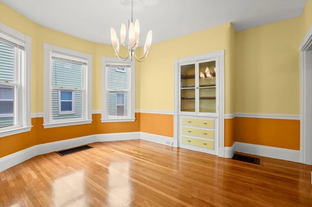 2 bed, 1 bath apartment for rent at 25 Tower Unit 1, Jamaica Plain — photo 13 of 28