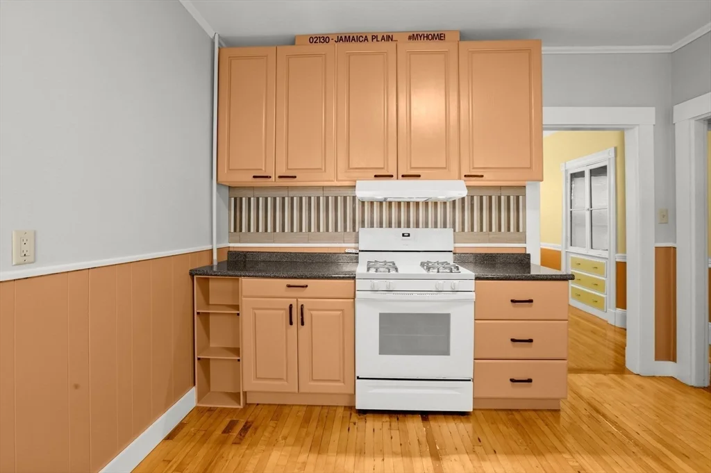 2 bed, 1 bath apartment for rent at 25 Tower Unit 1, Jamaica Plain — photo 14 of 28