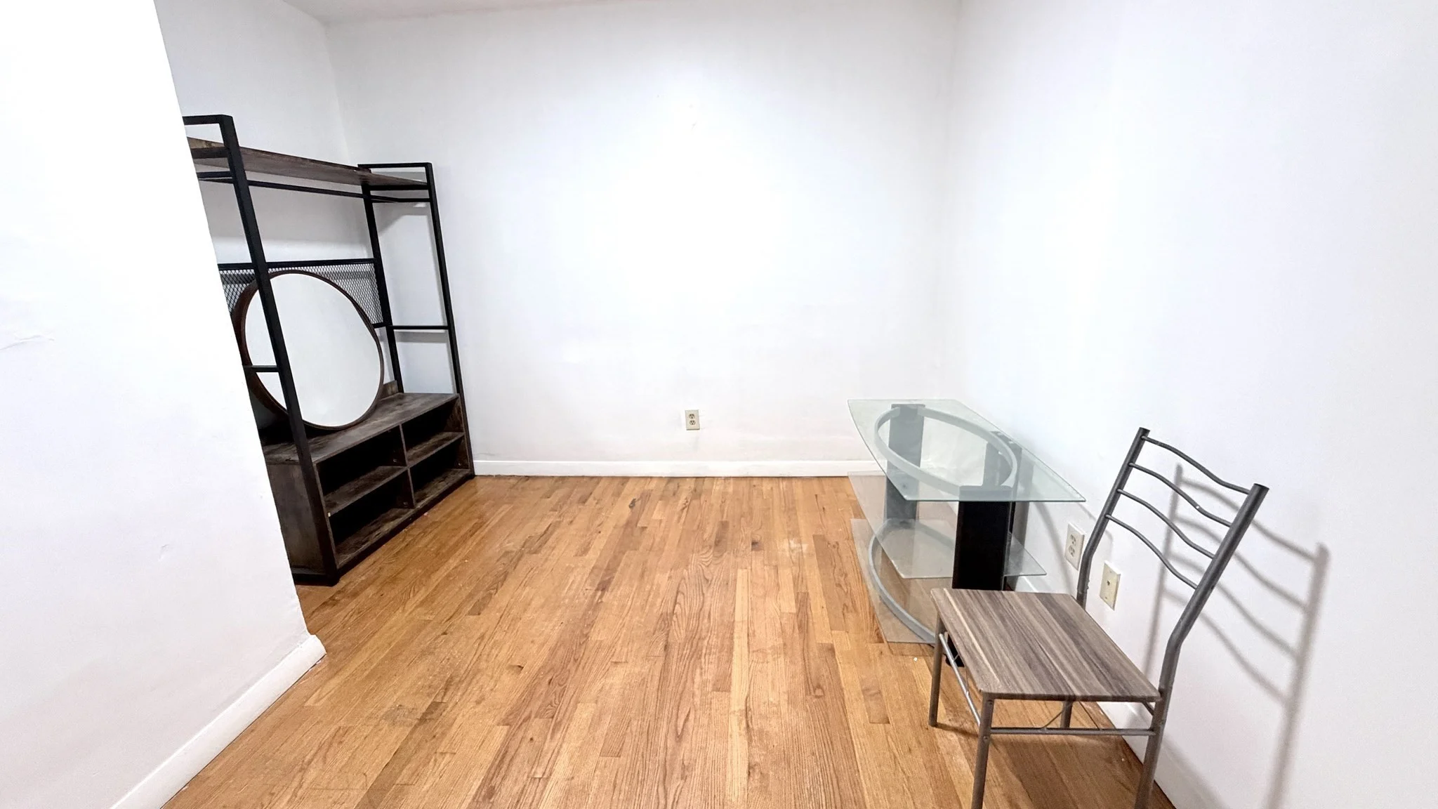 2 bed, 1 bath apartment for rent at 25 W 5ht St Unit 2, South Boston — photo 9 of 11