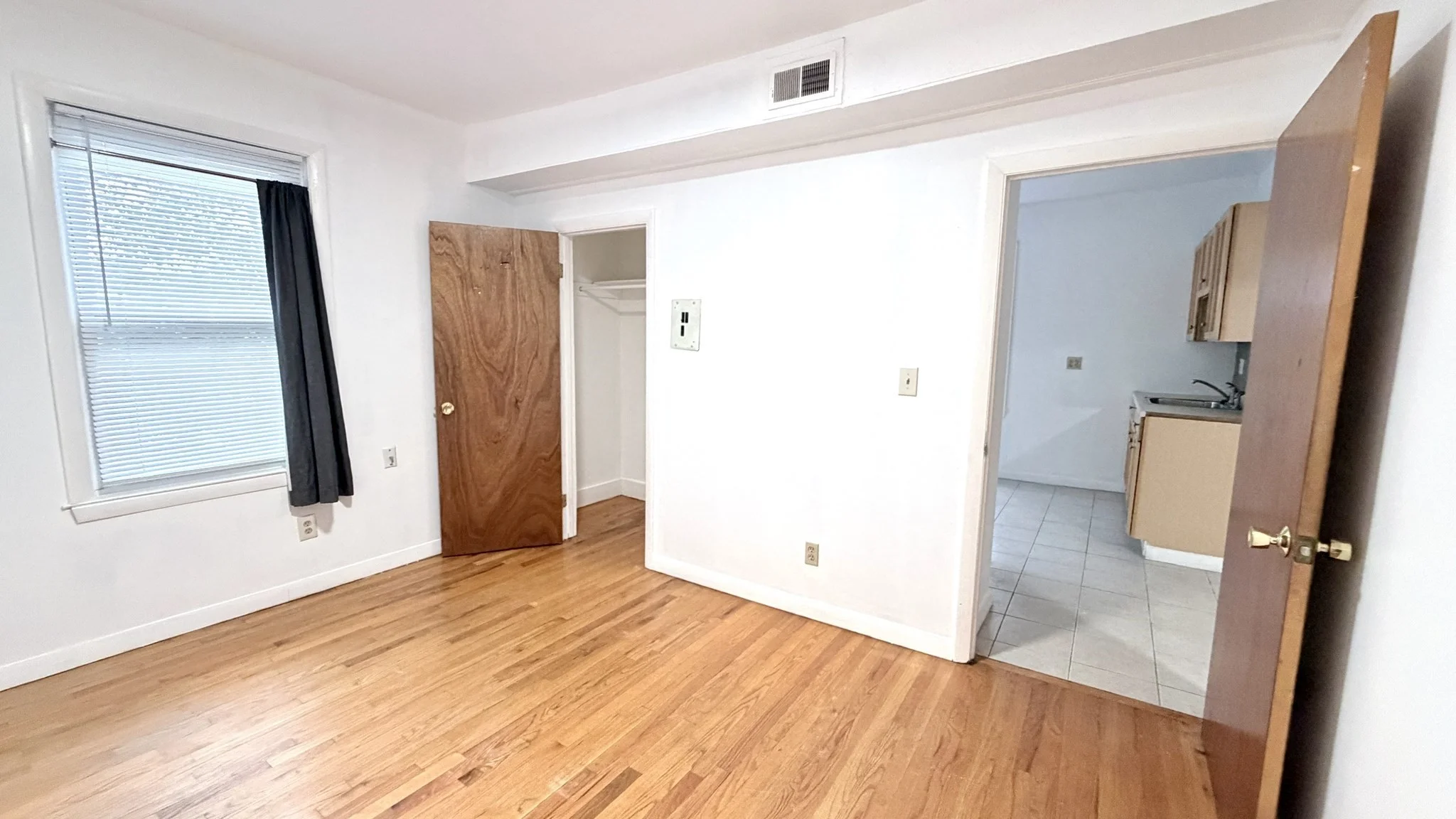 2 bed, 1 bath apartment for rent at 25 W 5ht St Unit 2, South Boston — photo 11 of 11