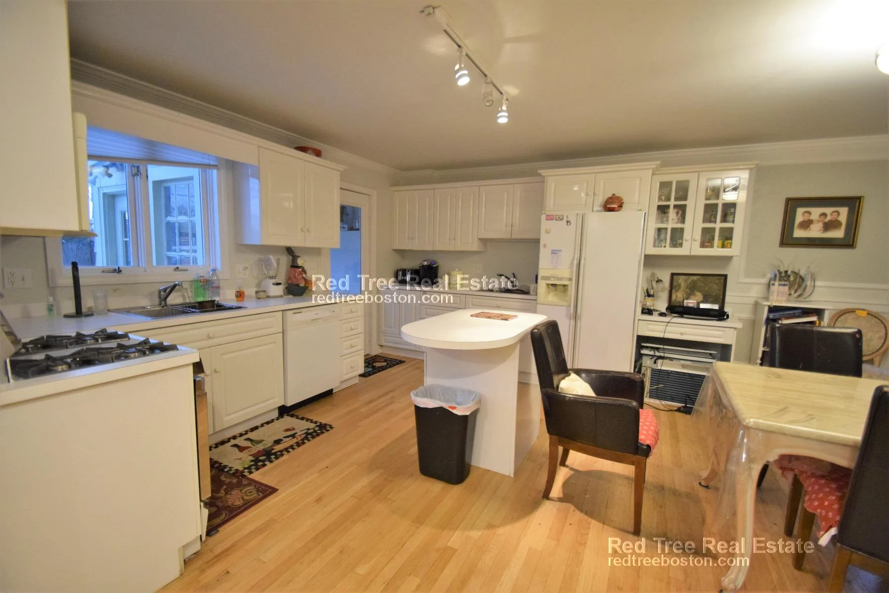6 bed, 4+ bath apartment for rent at 25 Wade St, Brighton — photo 6 of 30