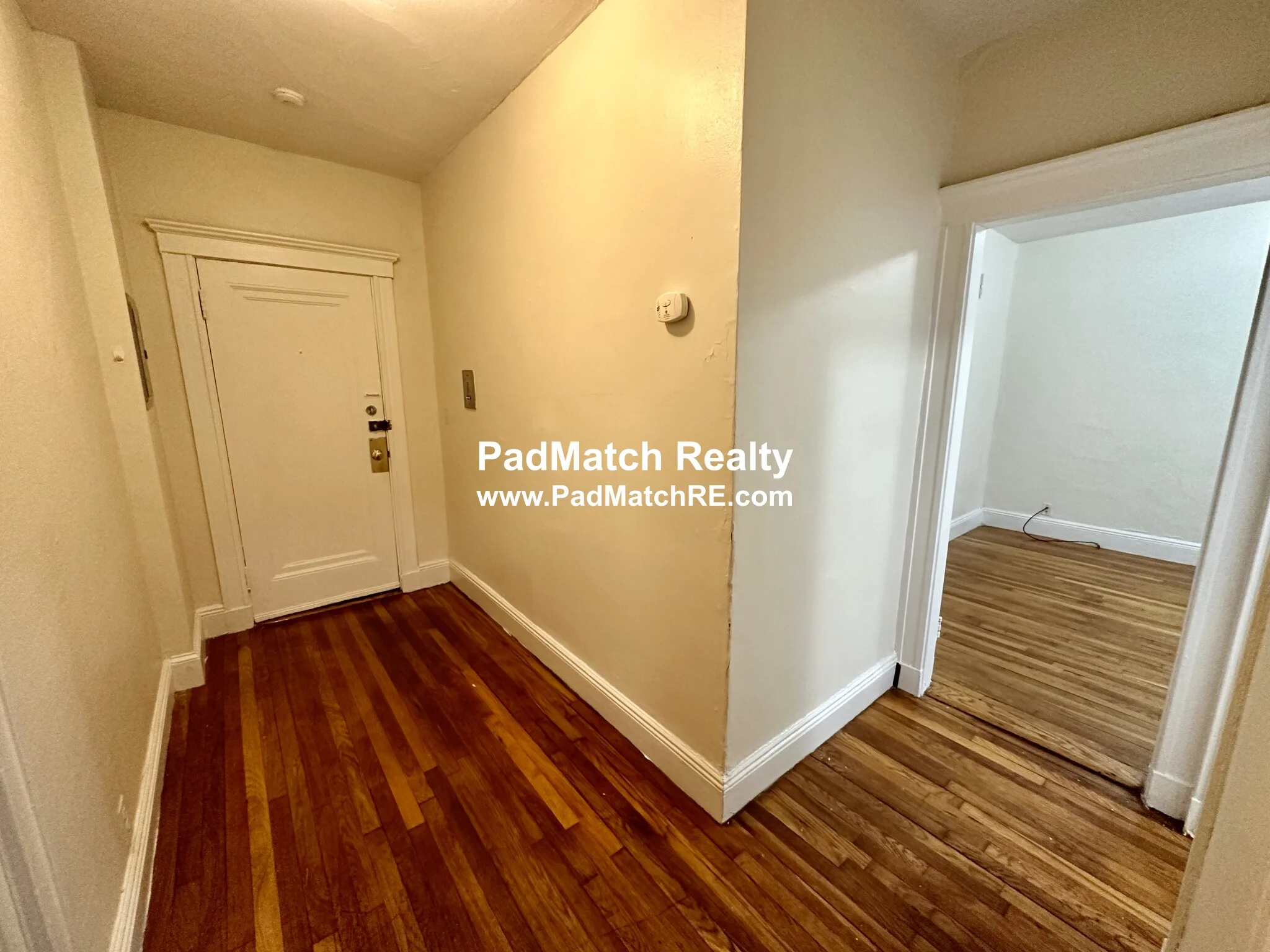 Studio bed, 1 bath apartment for rent at 25 Walbridge St Unit 5, Allston — photo 4 of 12