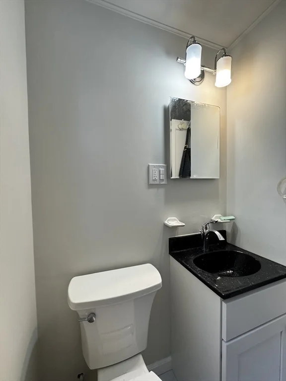 4 bed, 2 bath apartment for rent at 25 Warren Ave, Randolph — photo 13 of 27