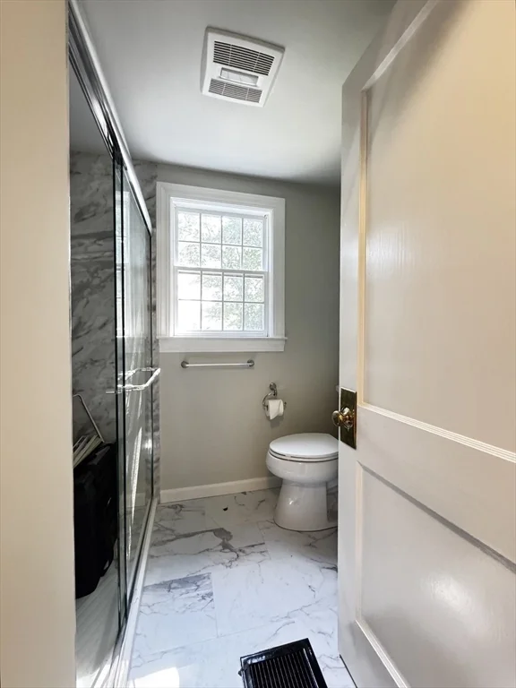 4 bed, 2 bath apartment for rent at 25 Warren Ave, Randolph — photo 11 of 27