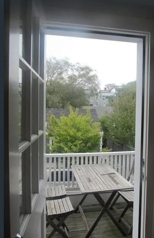 3 bed, 2 bath apartment for rent at 25 Washington St Unit B APT, Nantucket — photo 11 of 12