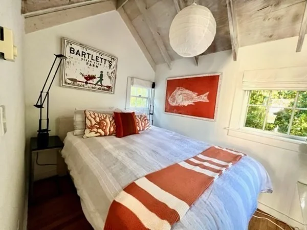 1 bed, 1 bath apartment for rent at 25 Washington St Unit B, Nantucket — photo 6 of 8