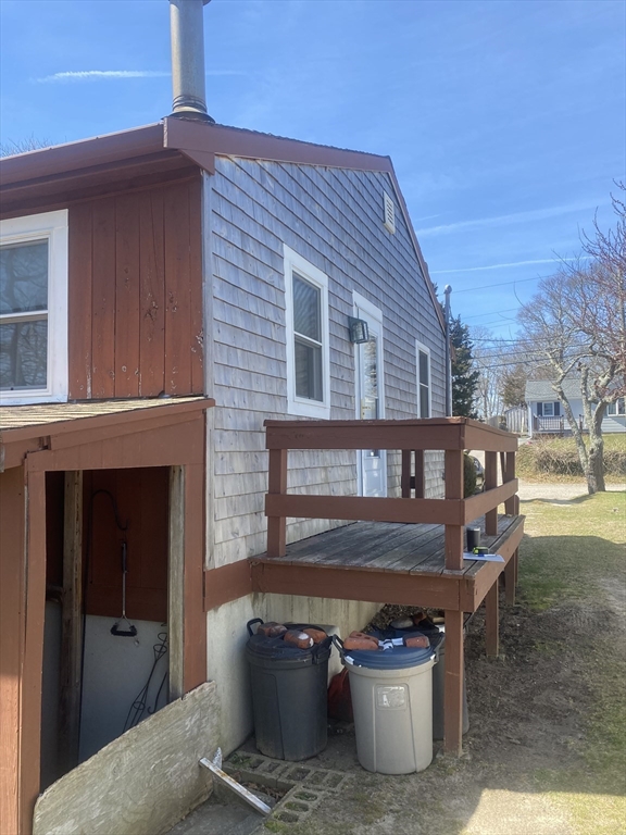 2 bed, 1 bath apartment for rent at 25 Webster Dr, Manomet — photo 4 of 28