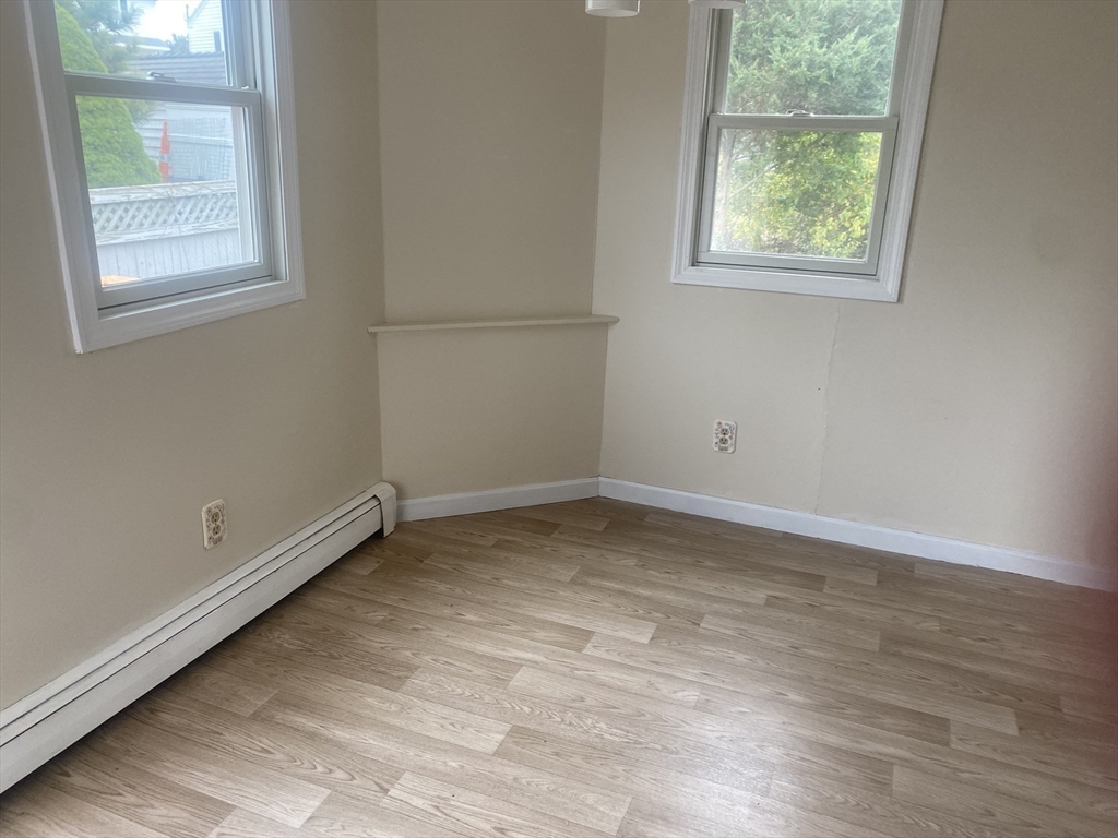 2 bed, 1 bath apartment for rent at 25 Webster Dr, Manomet — photo 25 of 28