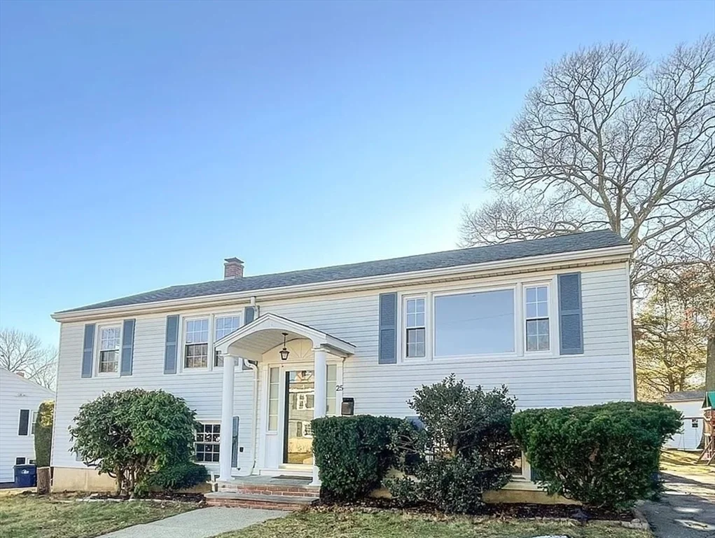 4 bed, 2 bath apartment for rent at 25 Westmoor Rd, West Roxbury
