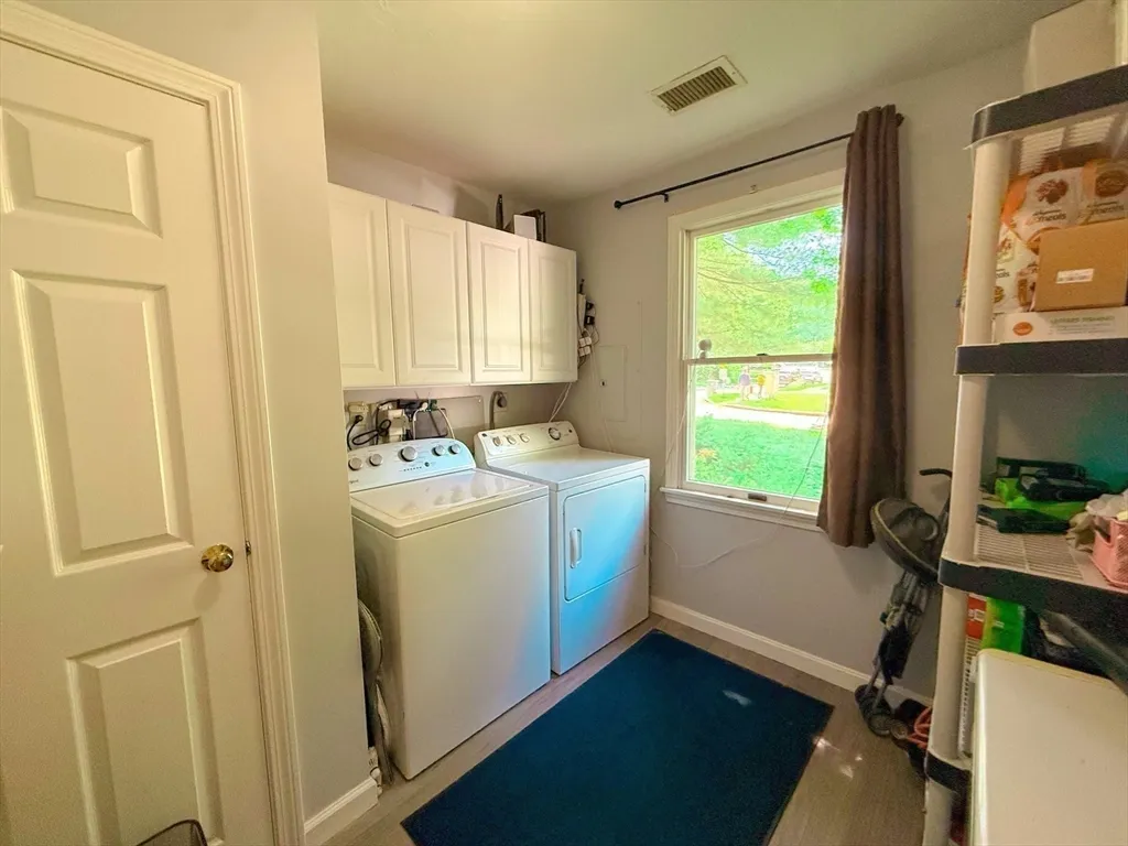 2 bed, 1 bath apartment for rent at 25 Westview Rd Unit 25, West Natick — photo 16 of 18