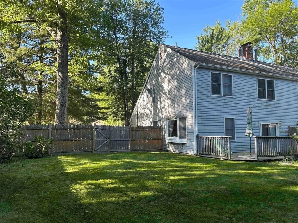 2 bed, 1 bath apartment for rent at 25 Westview Rd Unit 25, West Natick — photo 18 of 18
