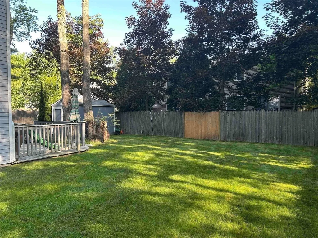 2 bed, 1 bath apartment for rent at 25 Westview Rd Unit 25, West Natick — photo 17 of 18