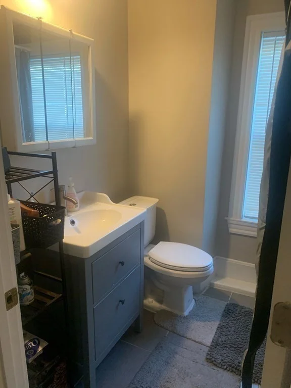 1 bed, 1 bath apartment for rent at 25 Weybosset St Unit 1, Hyde Park — photo 13 of 19