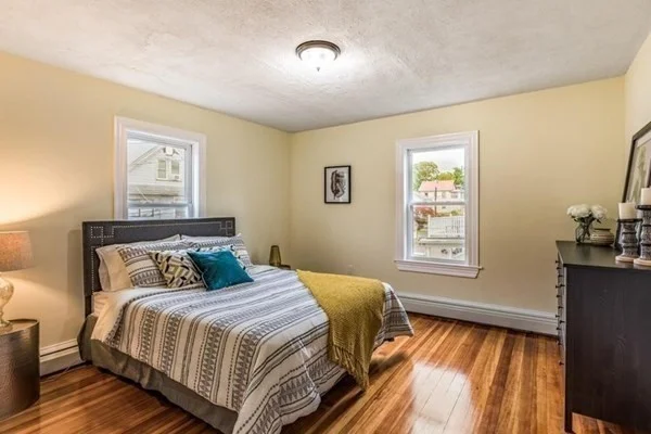 3 bed, 1 bath apartment for rent at 25 Weybosset St Unit Apt. 2, Hyde Park — photo 13 of 20