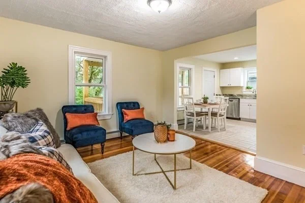 3 bed, 1 bath apartment for rent at 25 Weybosset St Unit Apt. 2, Hyde Park — photo 6 of 20