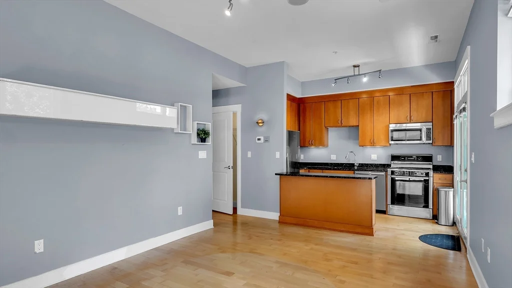 1 bed, 1 bath apartment for rent at 25 Wheeler St Unit 114, Cambridge Highlands — photo 2 of 23