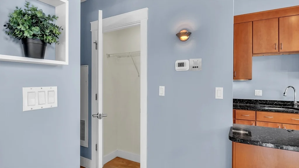 1 bed, 1 bath apartment for rent at 25 Wheeler St Unit 114, Cambridge Highlands — photo 7 of 23