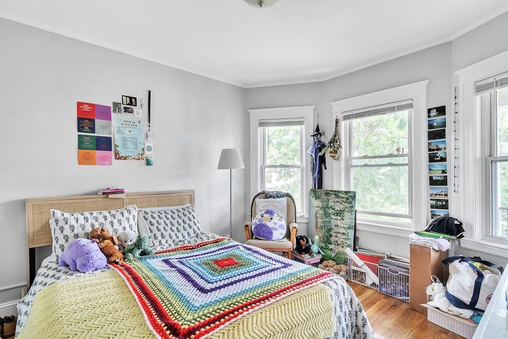4 bed, 1 bath apartment for rent at 25 Wilson Park Unit 1, Brighton — photo 12 of 23