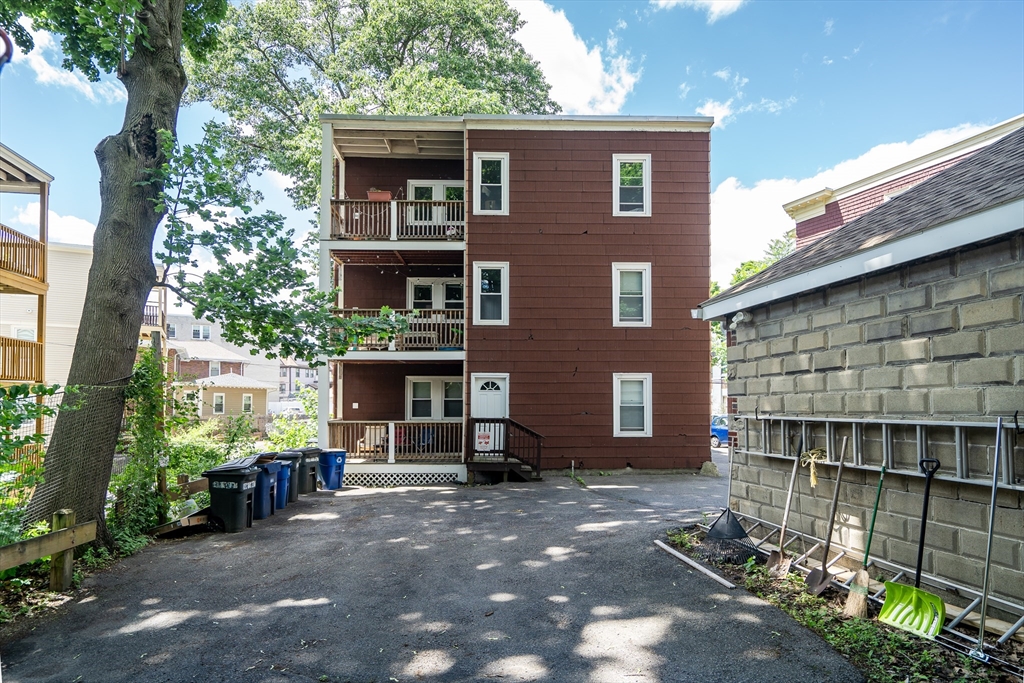 4 bed, 1 bath apartment for rent at 25 Wilson Park Unit 2, Brighton — photo 22 of 24