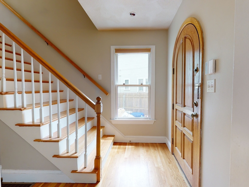 4 bed, 4+ bath apartment for rent at 25 Winthrop Rd, Brookline — photo 13 of 17