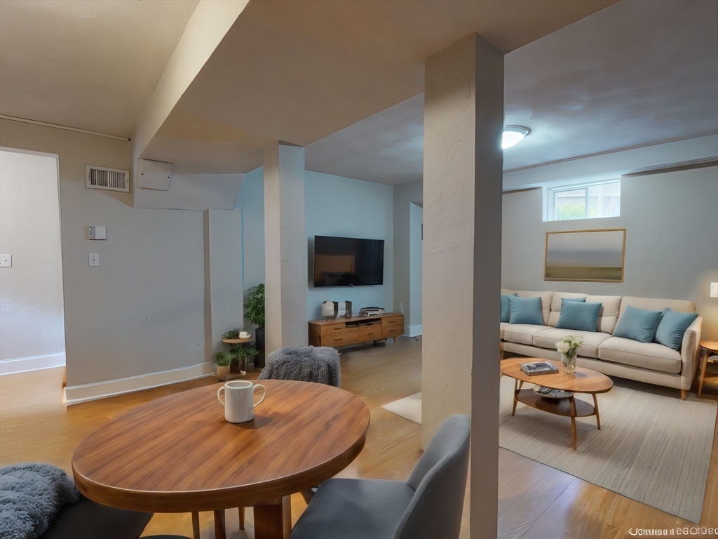4 bed, 4+ bath apartment for rent at 25 Winthrop Rd, Brookline — photo 10 of 17