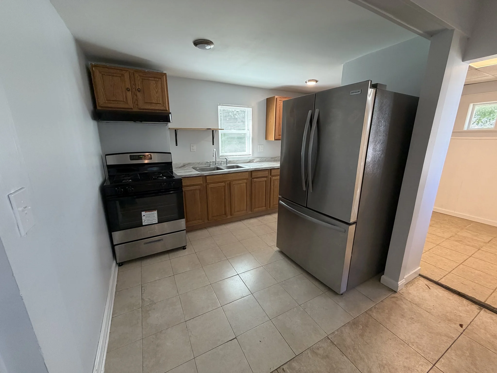 2 bed, 1 bath apartment for rent at 25 Winthrop St Unit 25, Fitchburg — photo 11 of 24