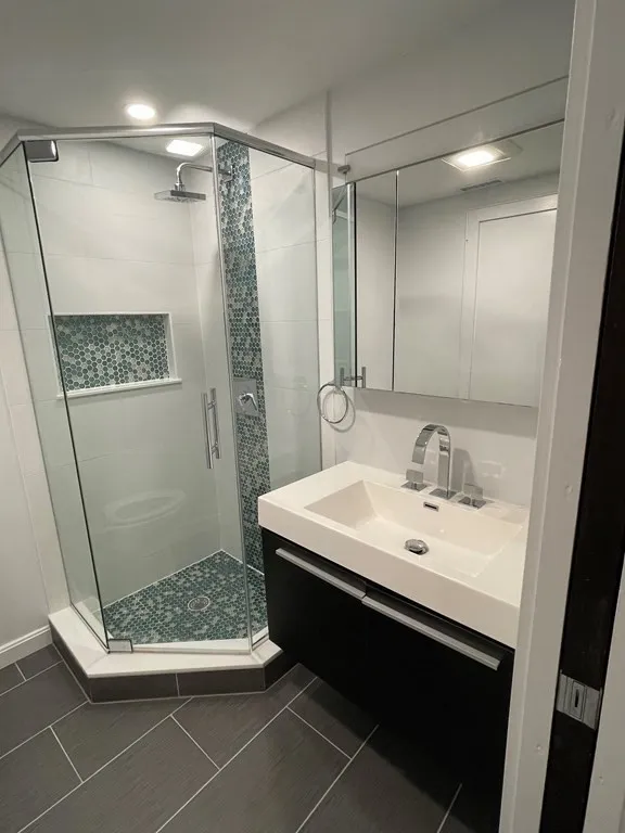4 bed, 3 bath apartment for rent at 25 Worthington St Unit 1, Roxbury — photo 7 of 25