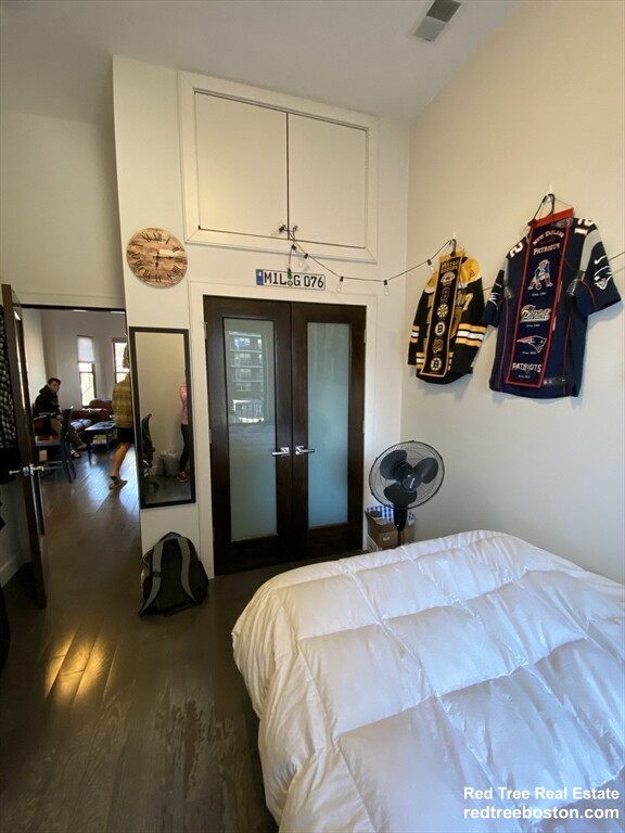 4 bed, 3 bath apartment for rent at 25 Worthington St Unit 2, Mission Hill — photo 8 of 15