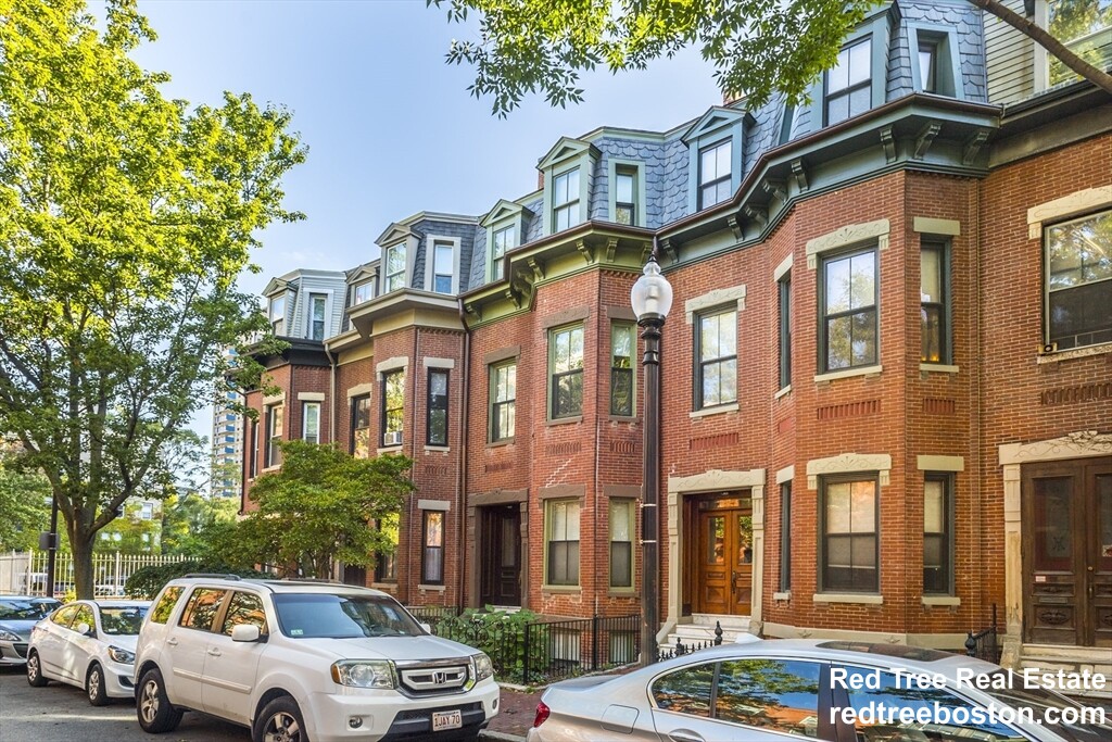 4 bed, 3 bath apartment for rent at 25 Worthington St Unit 2, Mission Hill — photo 15 of 15
