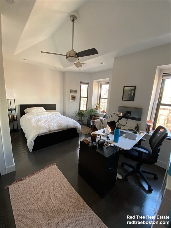 4 bed, 3 bath apartment for rent at 25 Worthington St Unit 2, Mission Hill — photo 6 of 15