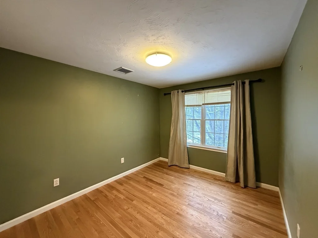 4 bed, 3 bath apartment for rent at 25 Wren Ter, Quincy — photo 26 of 36