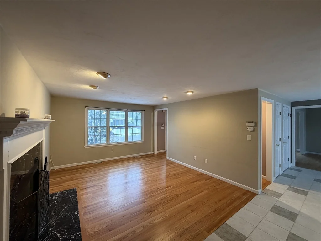 4 bed, 3 bath apartment for rent at 25 Wren Ter, Quincy — photo 8 of 36