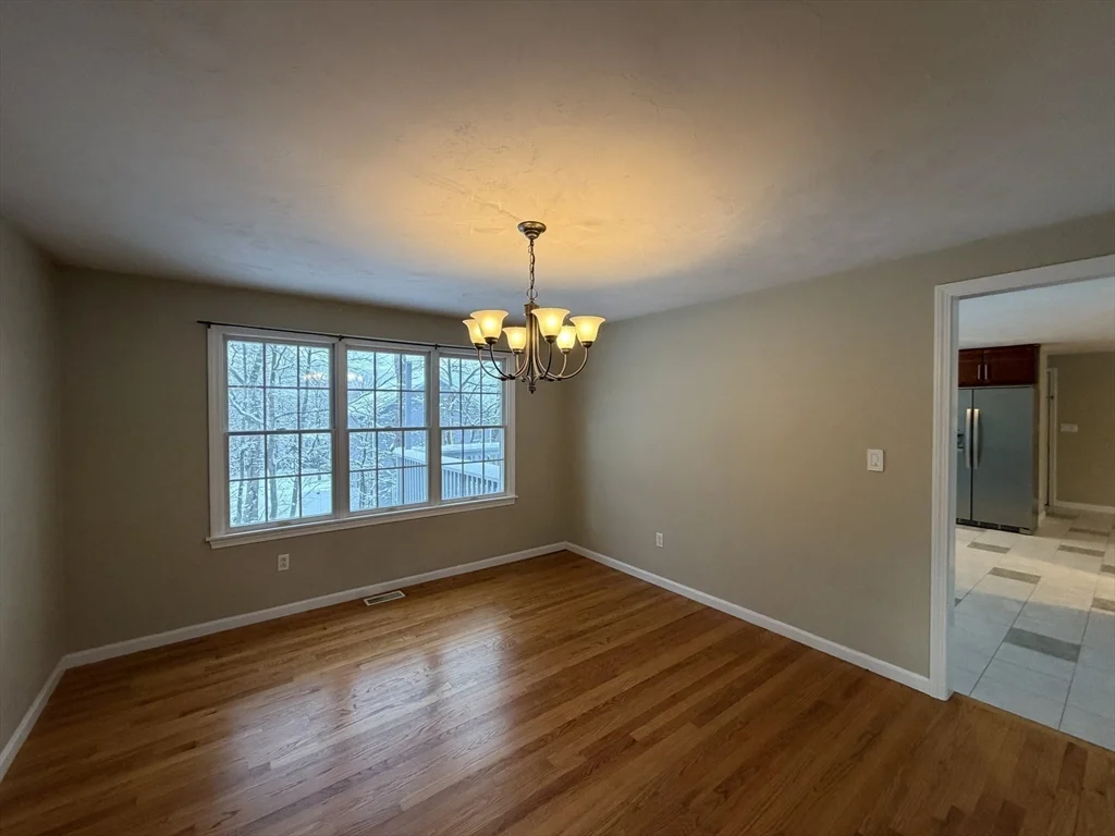 4 bed, 3 bath apartment for rent at 25 Wren Ter, Quincy — photo 6 of 36